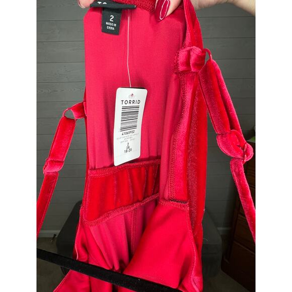 Torrid Jester red velvet cami wide leg jumpsuit NWT Size 2(2X) - Picture 9 of 11